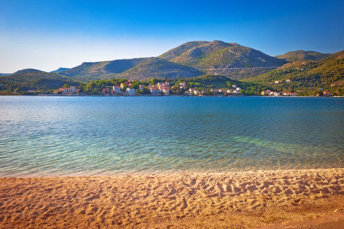 slano beach croatia holidays