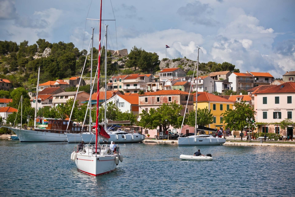 skradin boat croatia holidays