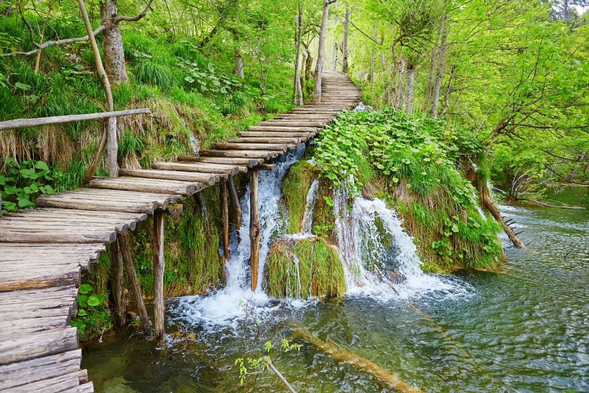 plitvice small waterfall and path croatia holidays