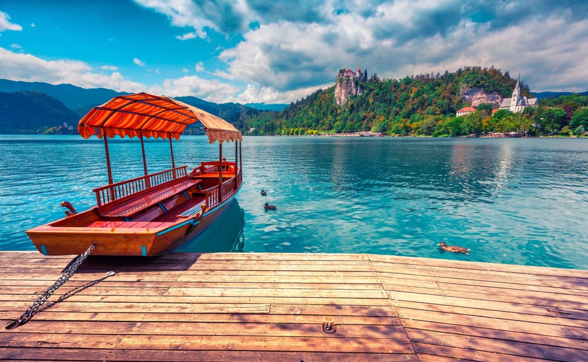 bled gondola croatia holidays