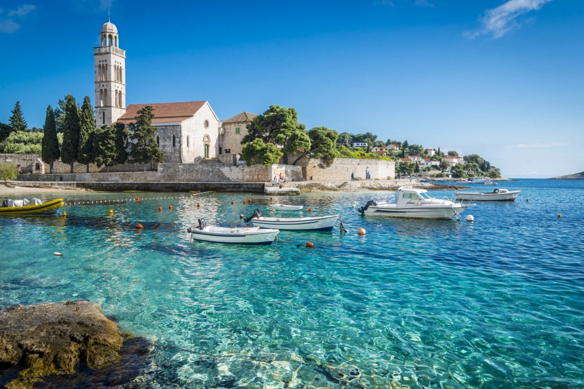 Hvar pogled na grad i Paklene otoke