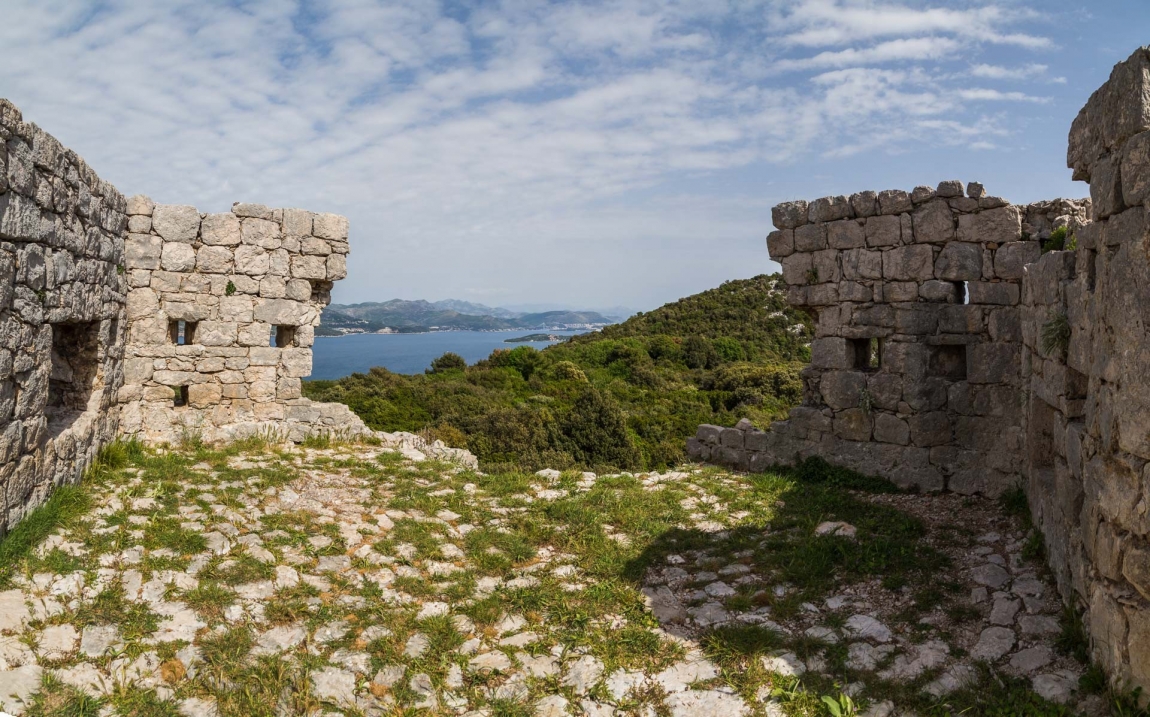 elaphite old fortress croatia holidays