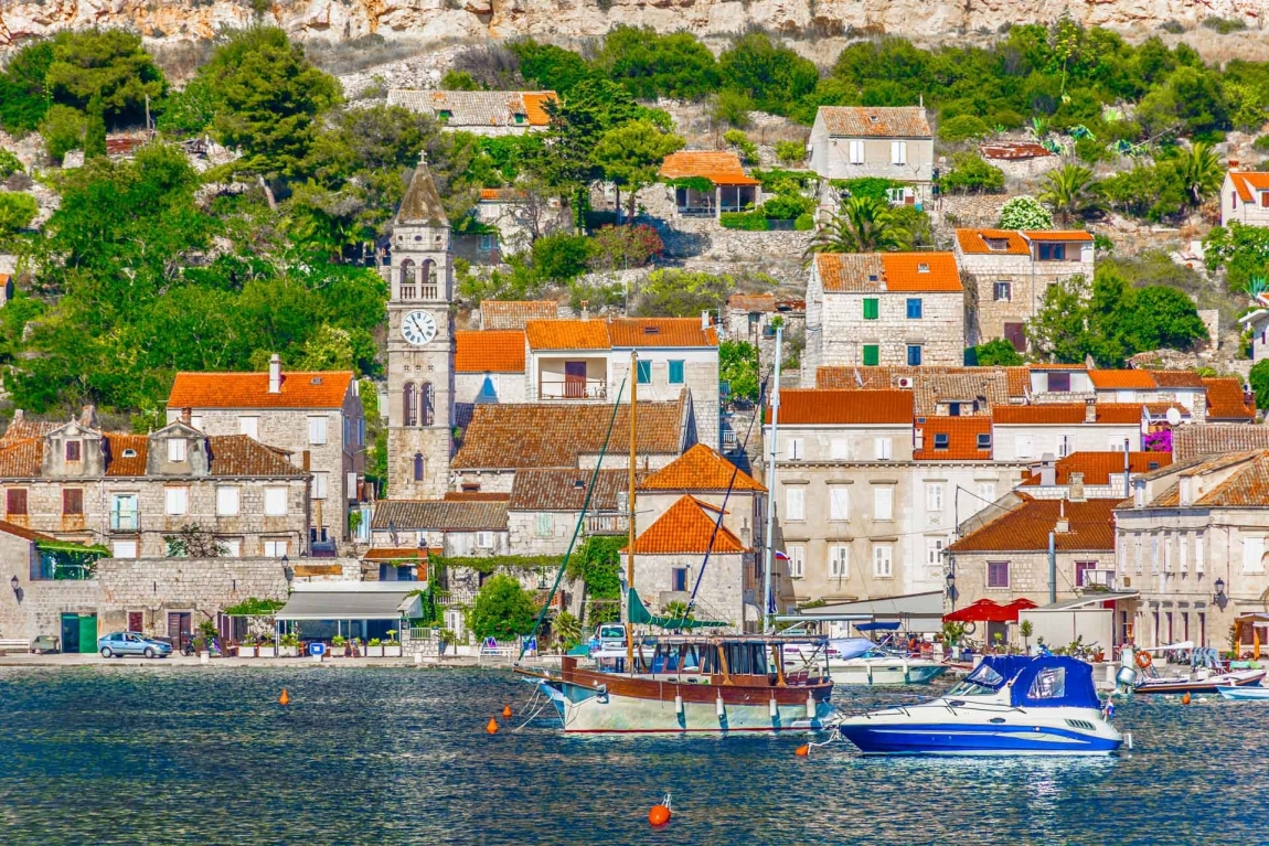 vis harbor croatia holidays