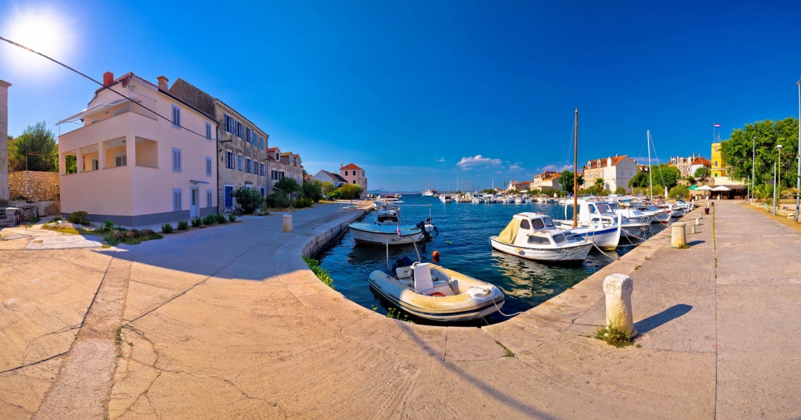 zlarin harbor croatia holidays