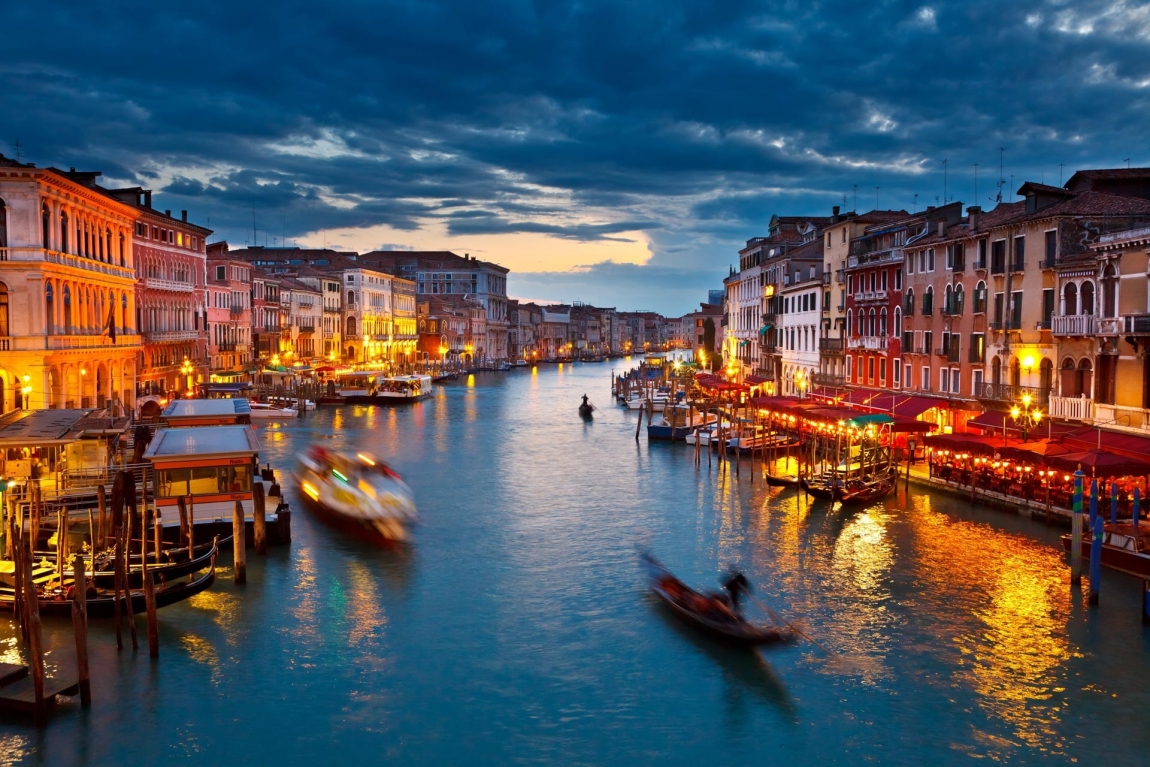 venice night croatia holidays