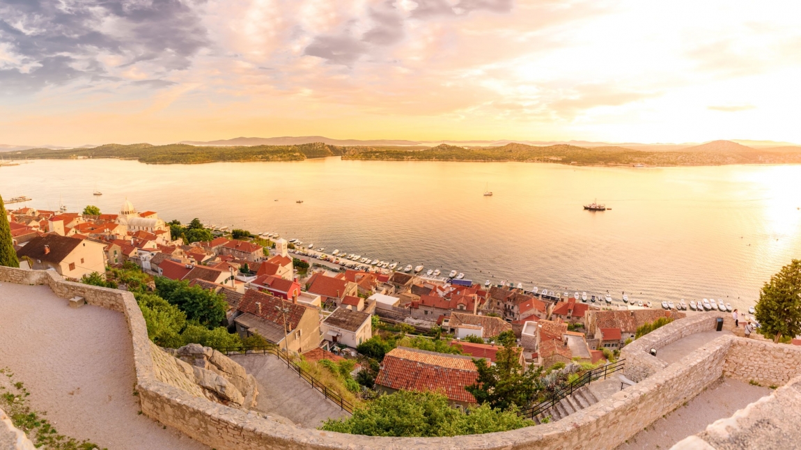 sibenik sunset croatia holidays