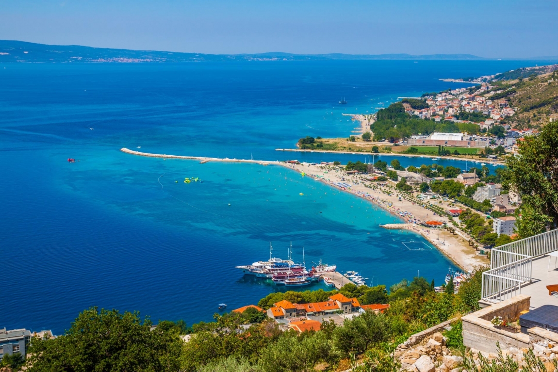omis seafront croatia holidays