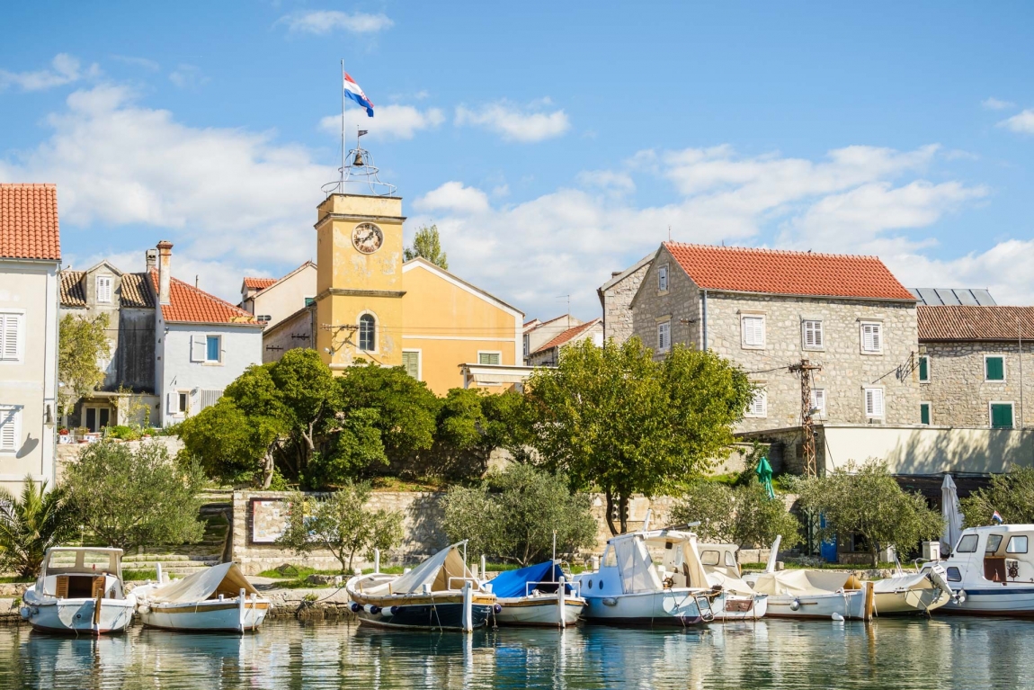 zlarin seafront croatia holidays