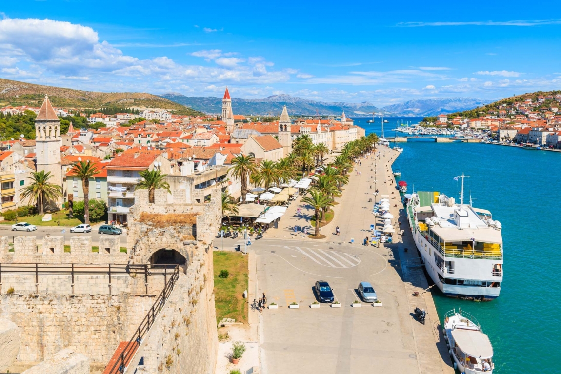 trogir harbor croatia holidays