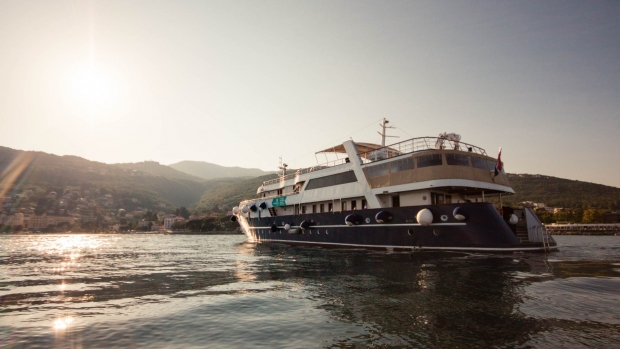 Lupus Mare: Dubrovnik to Split | Croatia Holidays Lupus Mare: Dubrovnik to Split | Croatia Holidays