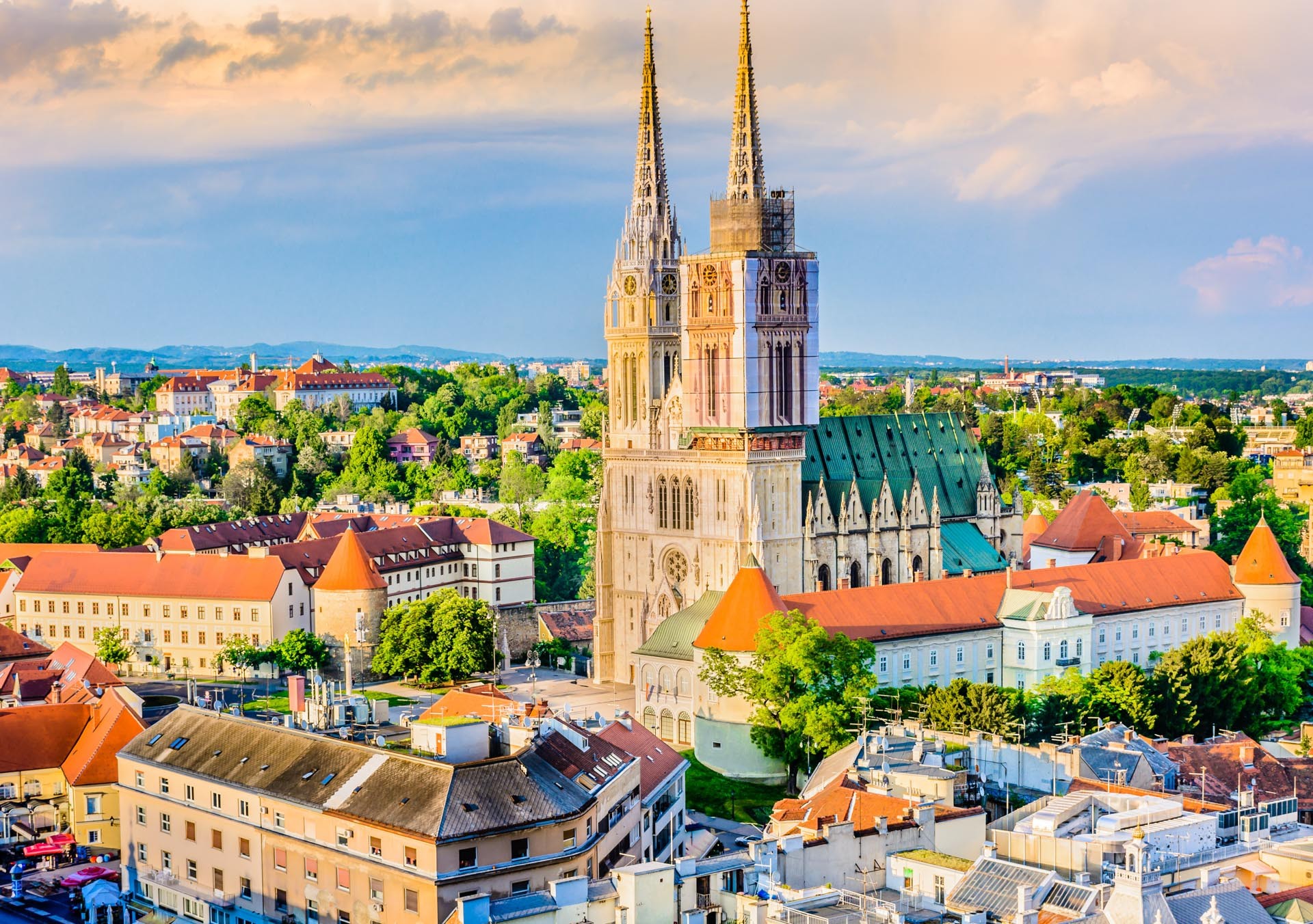 67118222_l-2.jpg ZAGREB-BELGRADE with 4 countries in 13 days