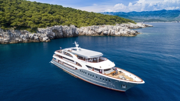 Agape Rose: Omiš to Dubrovnik | Croatia Holidays Agape Rose: Omiš to Dubrovnik | Croatia Holidays