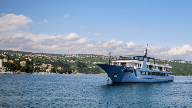 Ave Maria: Dubrovnik to Dubrovnik | Croatia Holidays Ave Maria: Dubrovnik to Dubrovnik | Croatia Holidays
