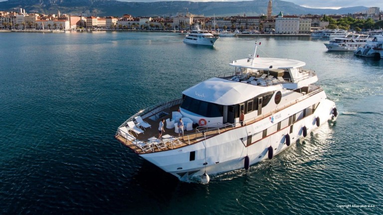 adriatic_queen.jpg adriatic_queen.jpg