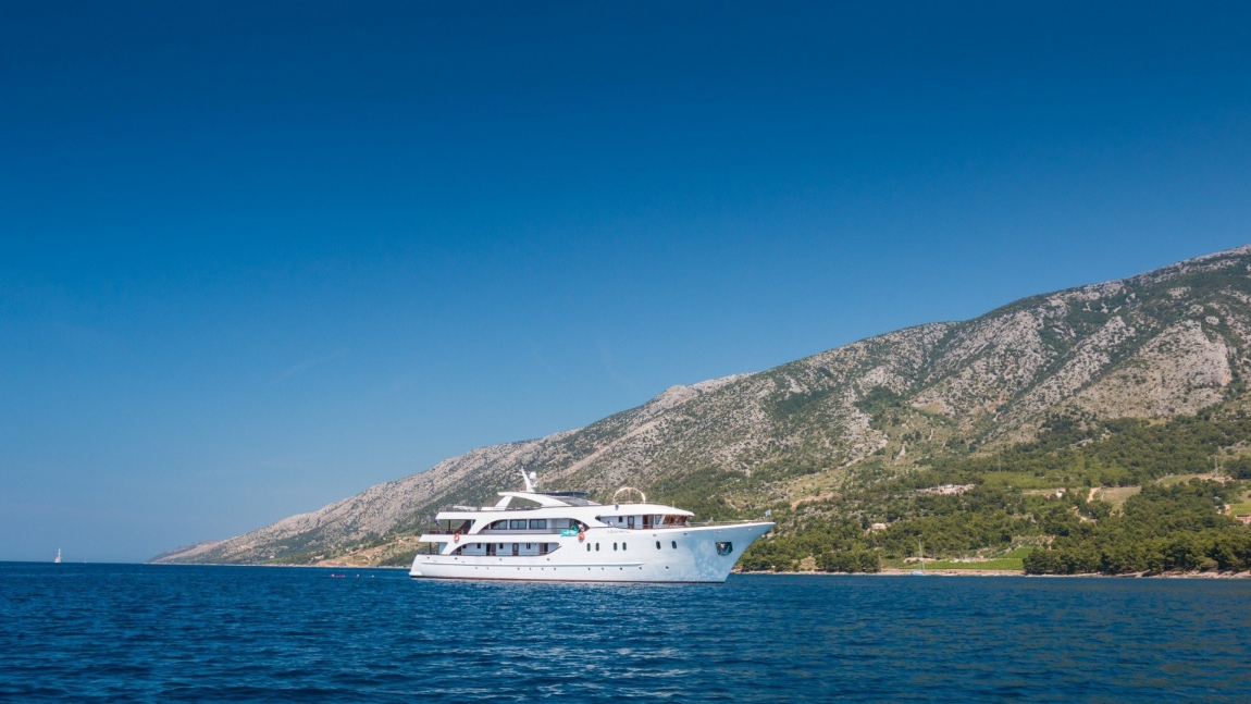 Admiral: Dubrovnik to Split | Croatia Holidays