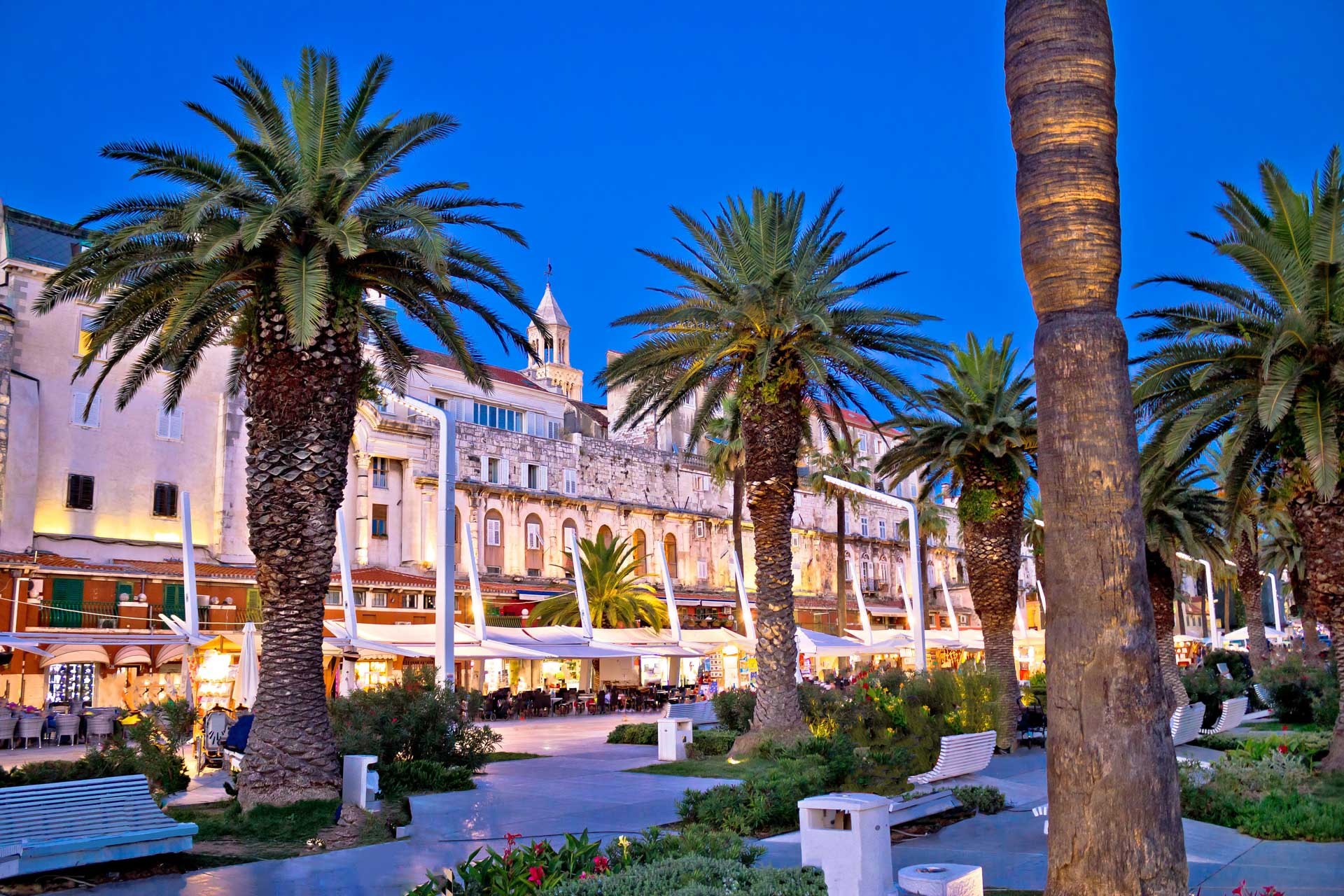 split-riva-noc-croatia-holidays.jpg Yolo: Split to Split 2021